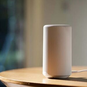 ❤️ Pura Plus White Scent Diffuser plus 8 scent refills